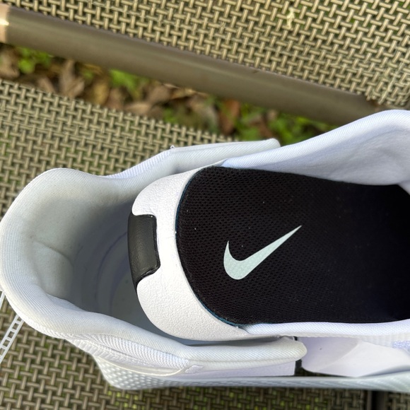 Nike go Flyease White and Black Slip-On Athletic Shoes - Picture 11 of 16